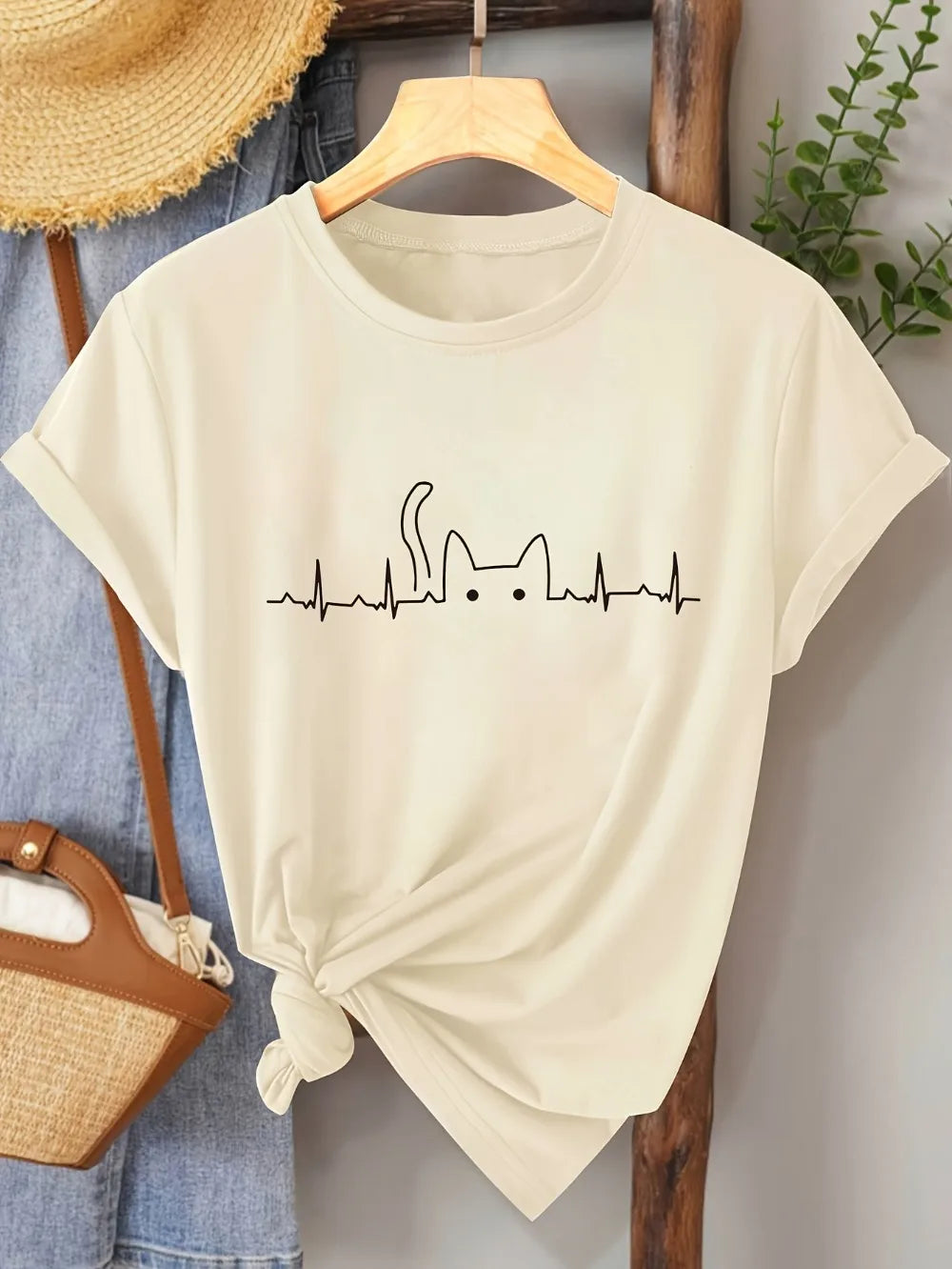 Women's Cute Cat T-Shirt