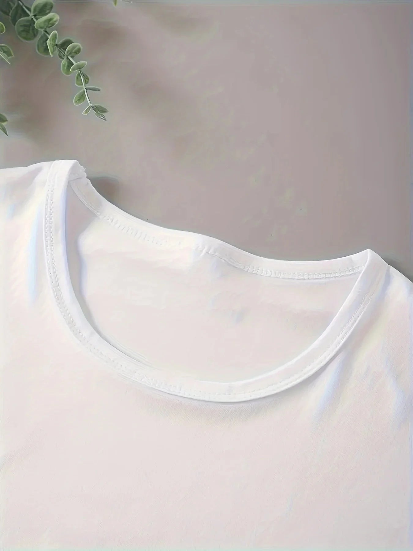 Women's Cat And Paws Print T-shirt