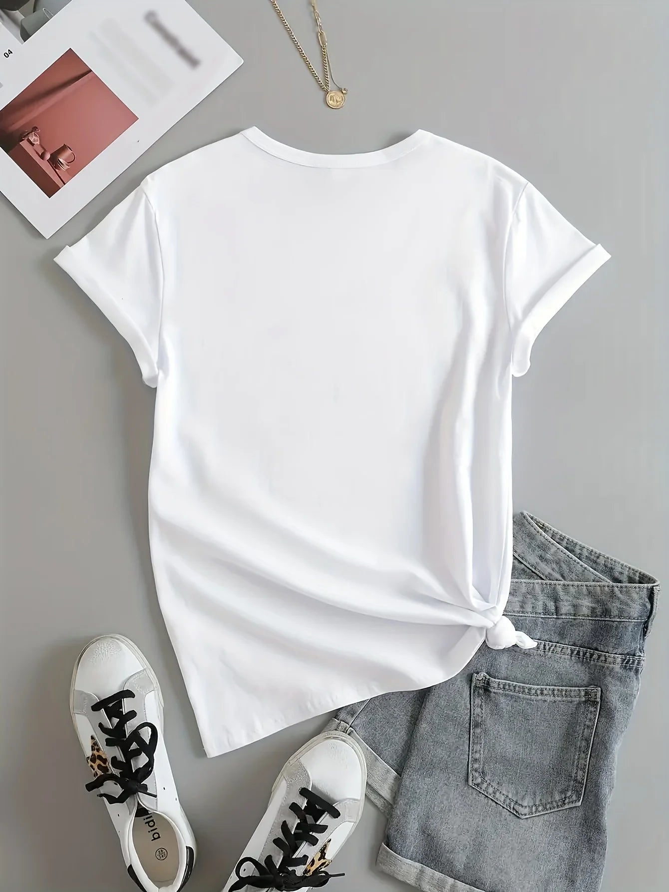 Women's Cat And Paws Print T-shirt